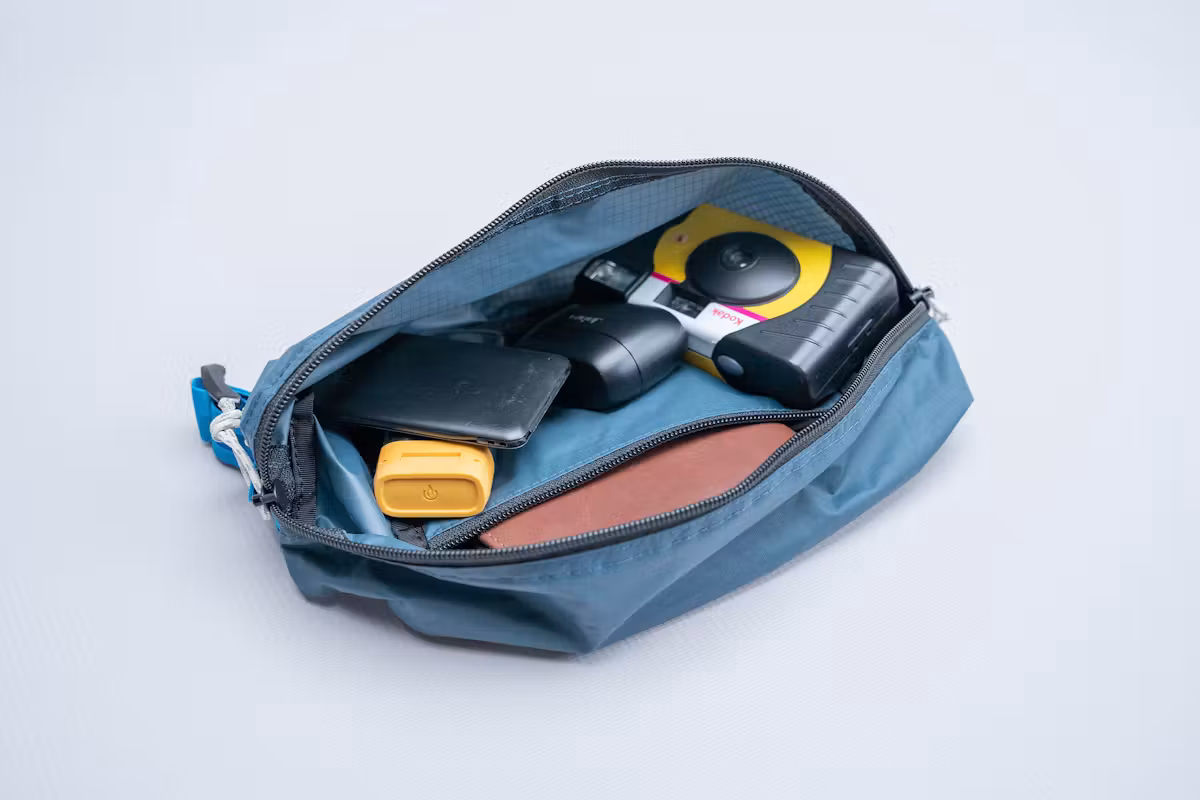 Topo Designs TopolLite 腰包满置状态