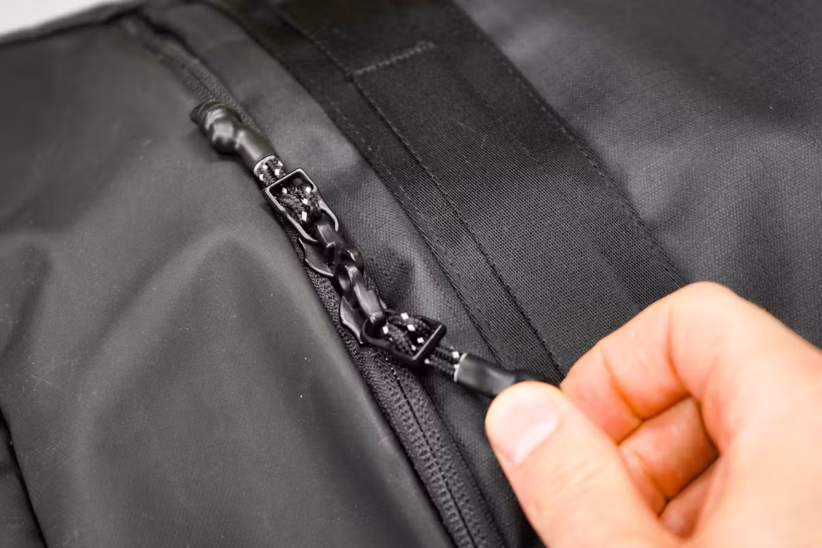 Timbuk2 Impulse 旅行背包拉链