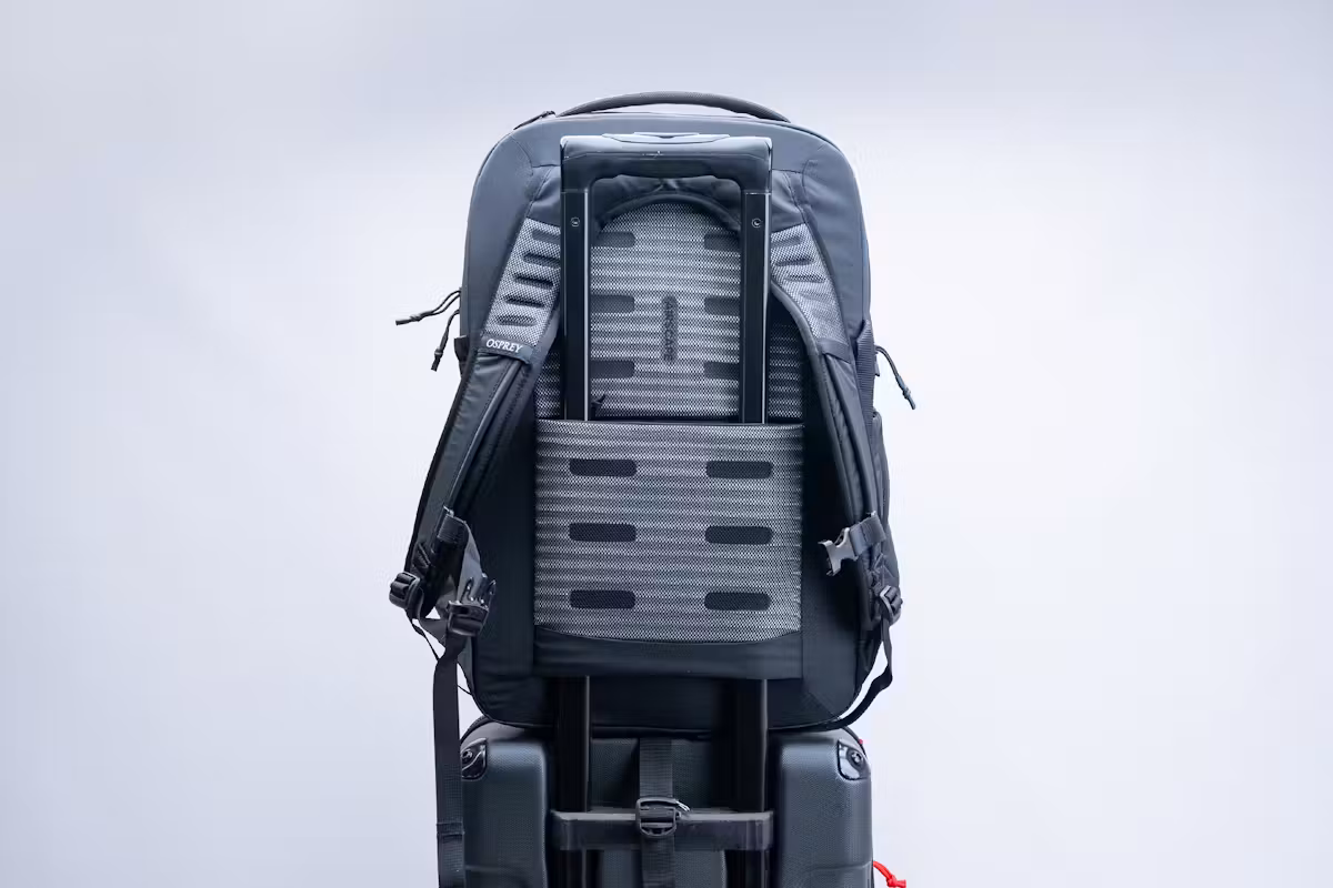 Osprey Ozone 笔记本电脑背包连接行李箱 Osprey Ozone 笔记本电脑背包连接行李箱