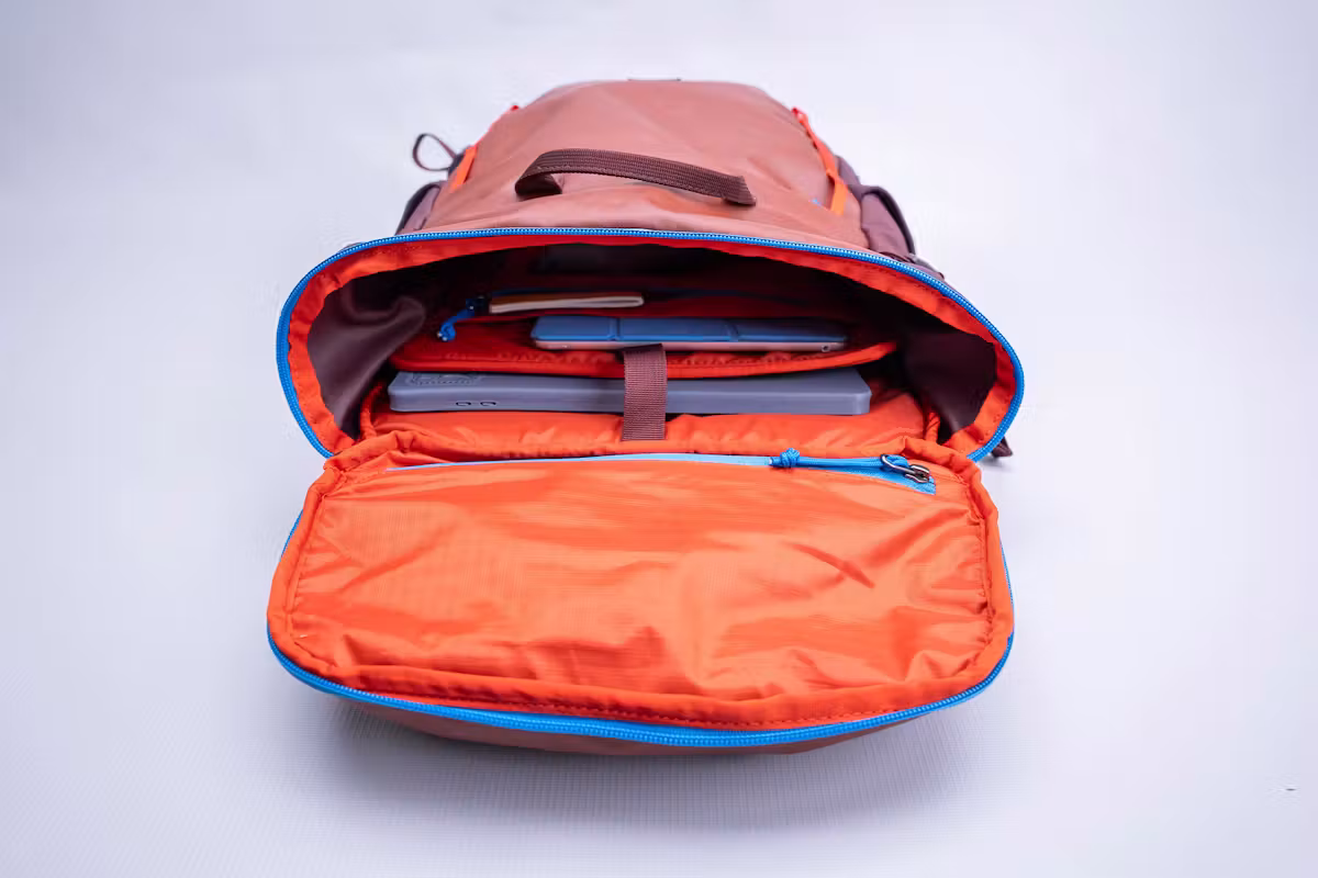 Cotopaxi Torre 24L 水桶包内部 Cotopaxi Torre 24L 水桶包内部