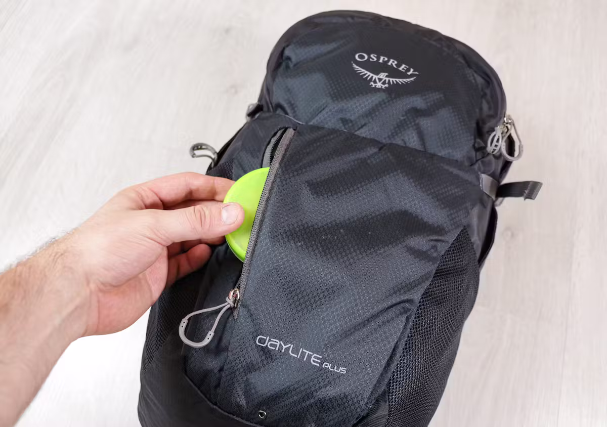 Osprey Daylite Plus 正面拉链口袋 Osprey Daylite Plus 正面拉链口袋