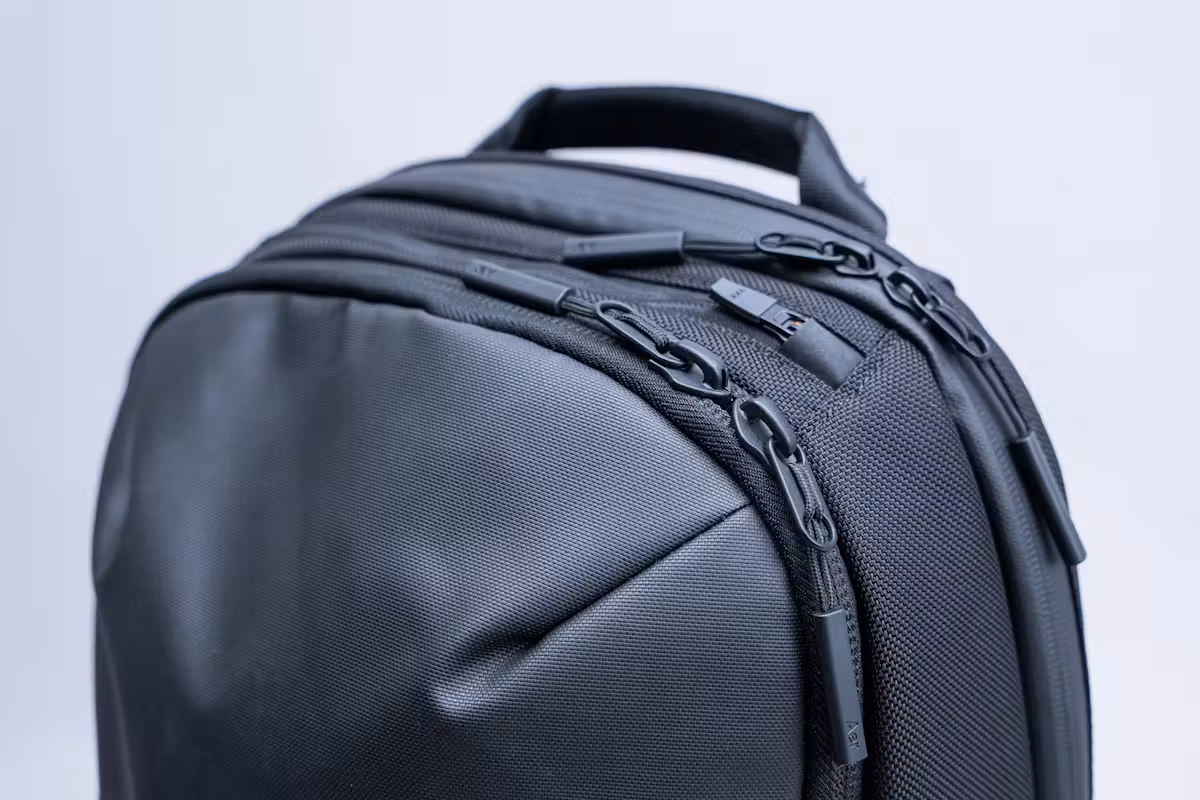 Aer Day Pack 3 背包拉链