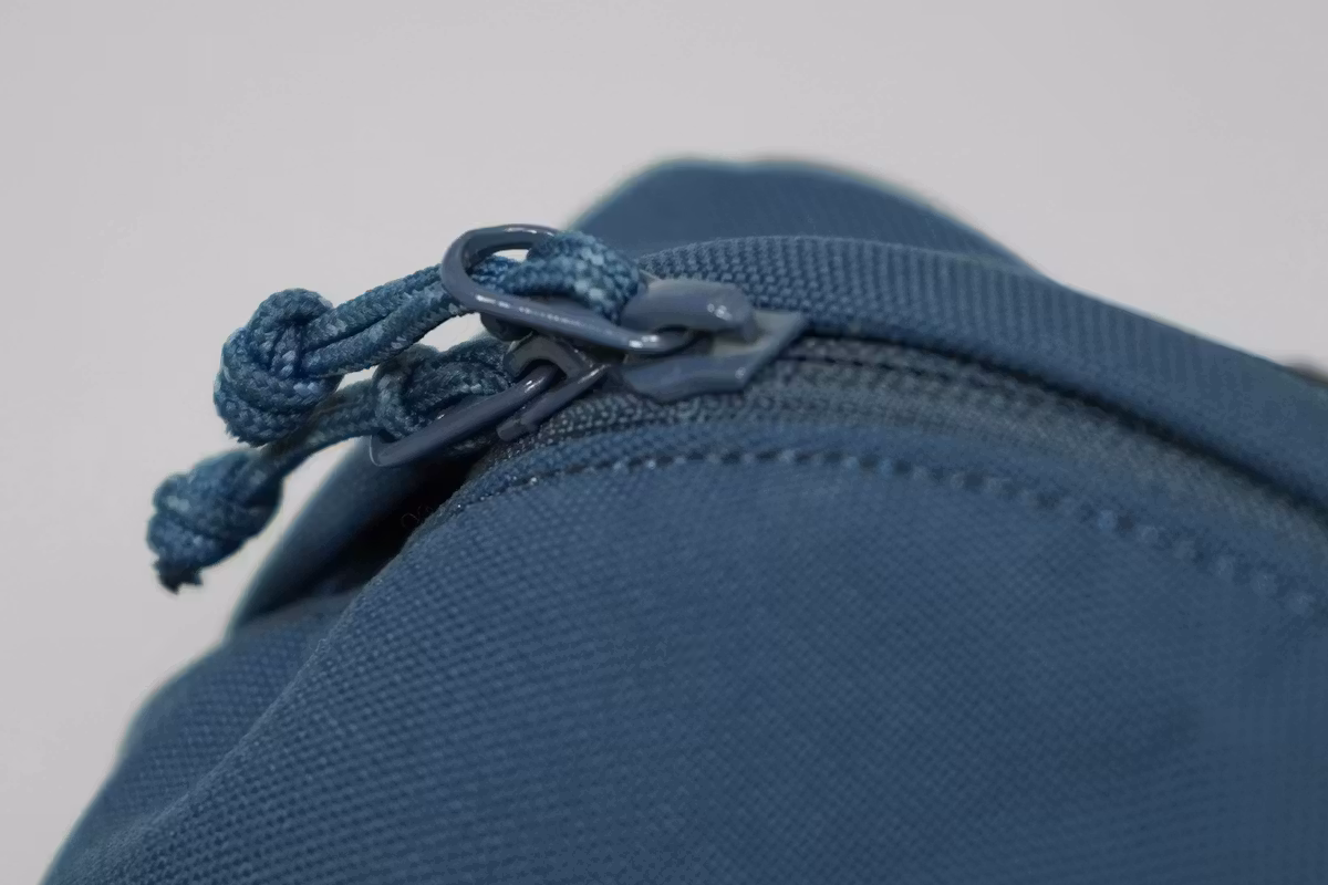 Fjallraven Ulvo 中号拉链腰包 Fjallraven Ulvo 中号拉链腰包