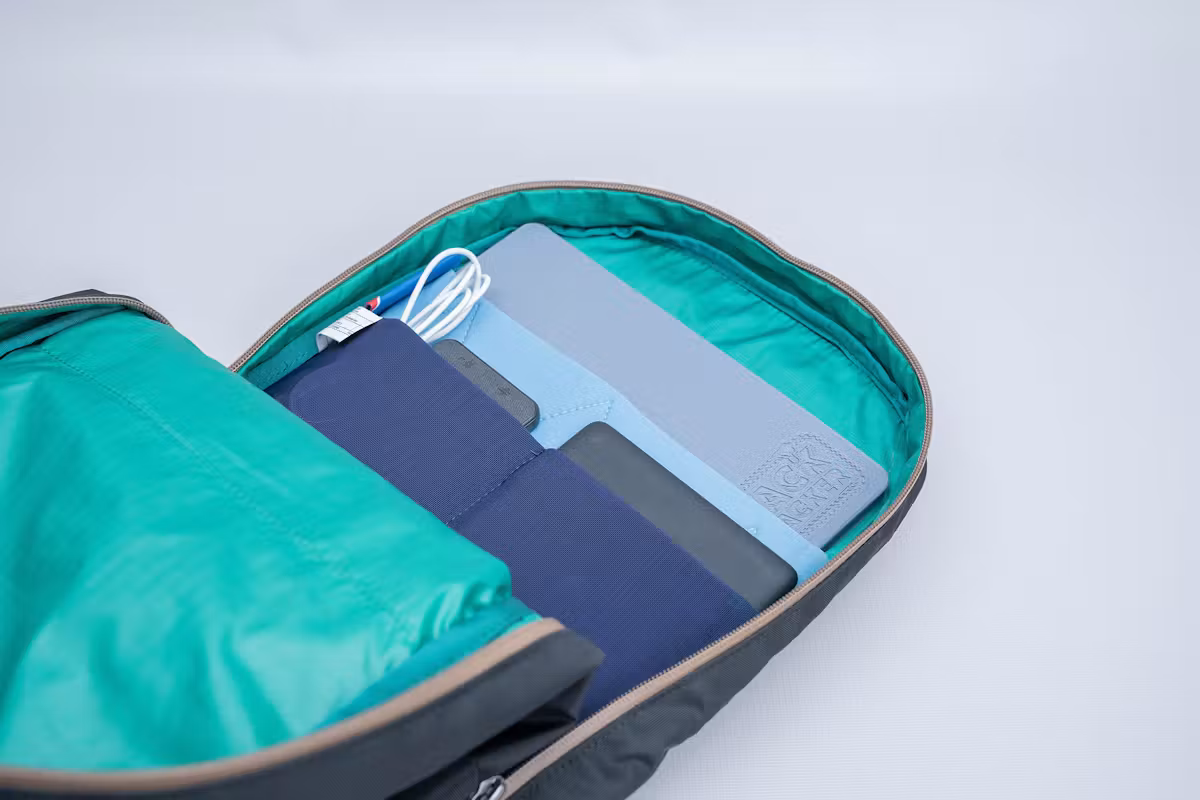 Cotopaxi Vaya 18L 背包 (Cada Dia) 用于笔记本电脑仓 Cotopaxi Vaya 18L 背包 (Cada Dia) 用于笔记本电脑仓
