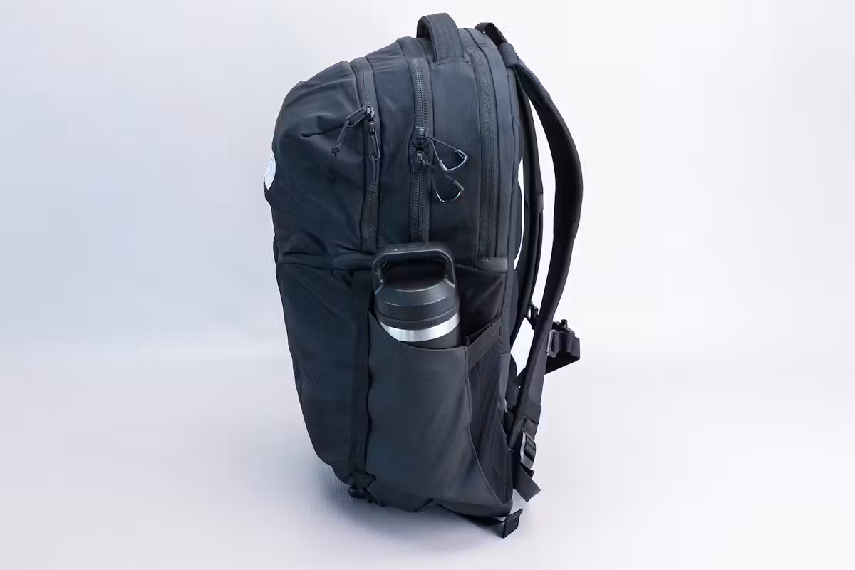 The North Face Surge 背包水壶袋 The North Face Surge 背包水壶袋