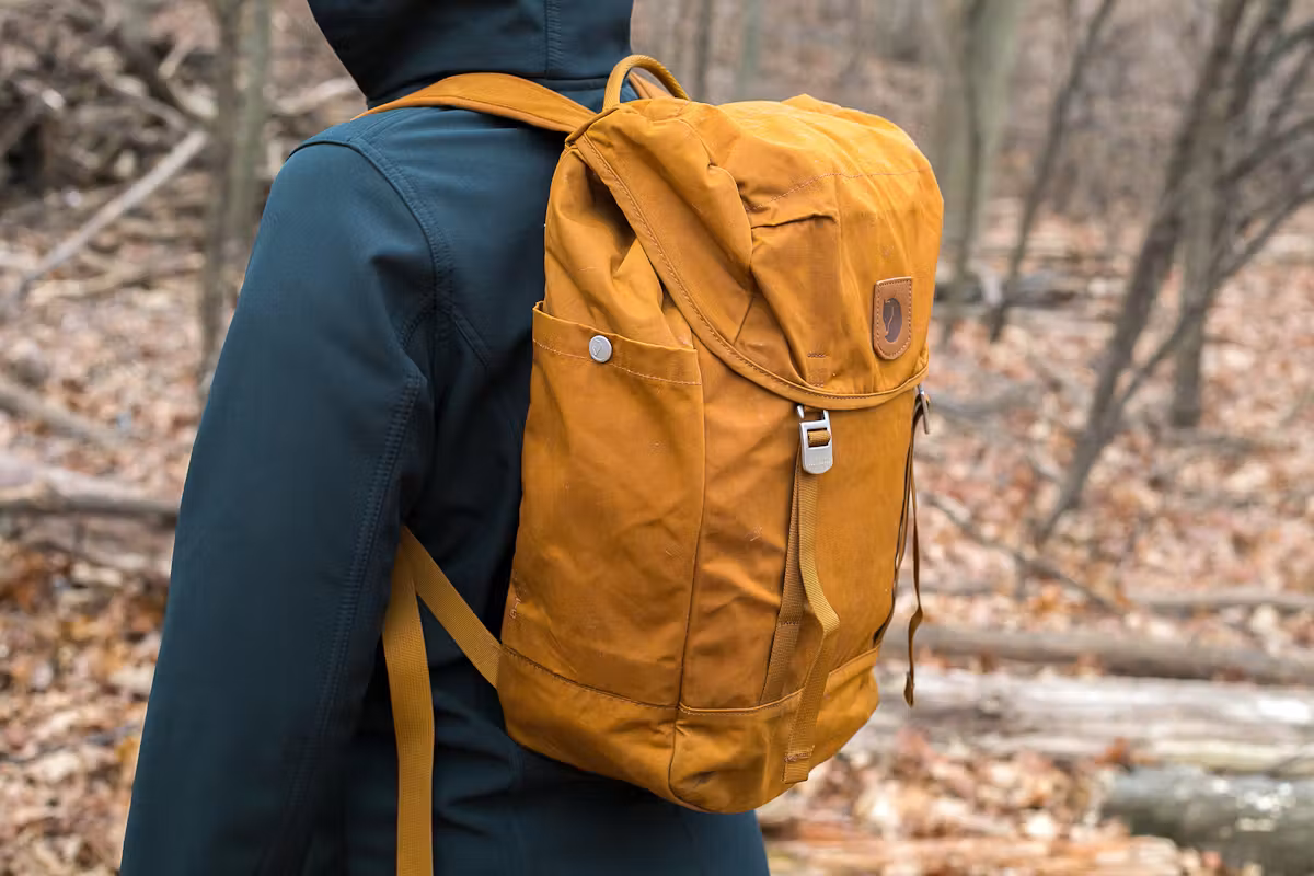 Fjallraven Greenland Top 背包 | 背包侧视图 Fjallraven Greenland Top 背包 | 背包侧视图