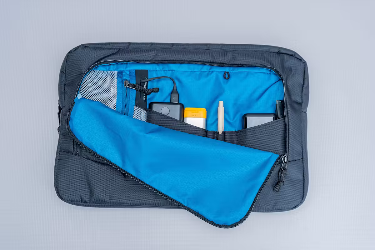 Thule Subterra Convertible Carry-On 收纳设计