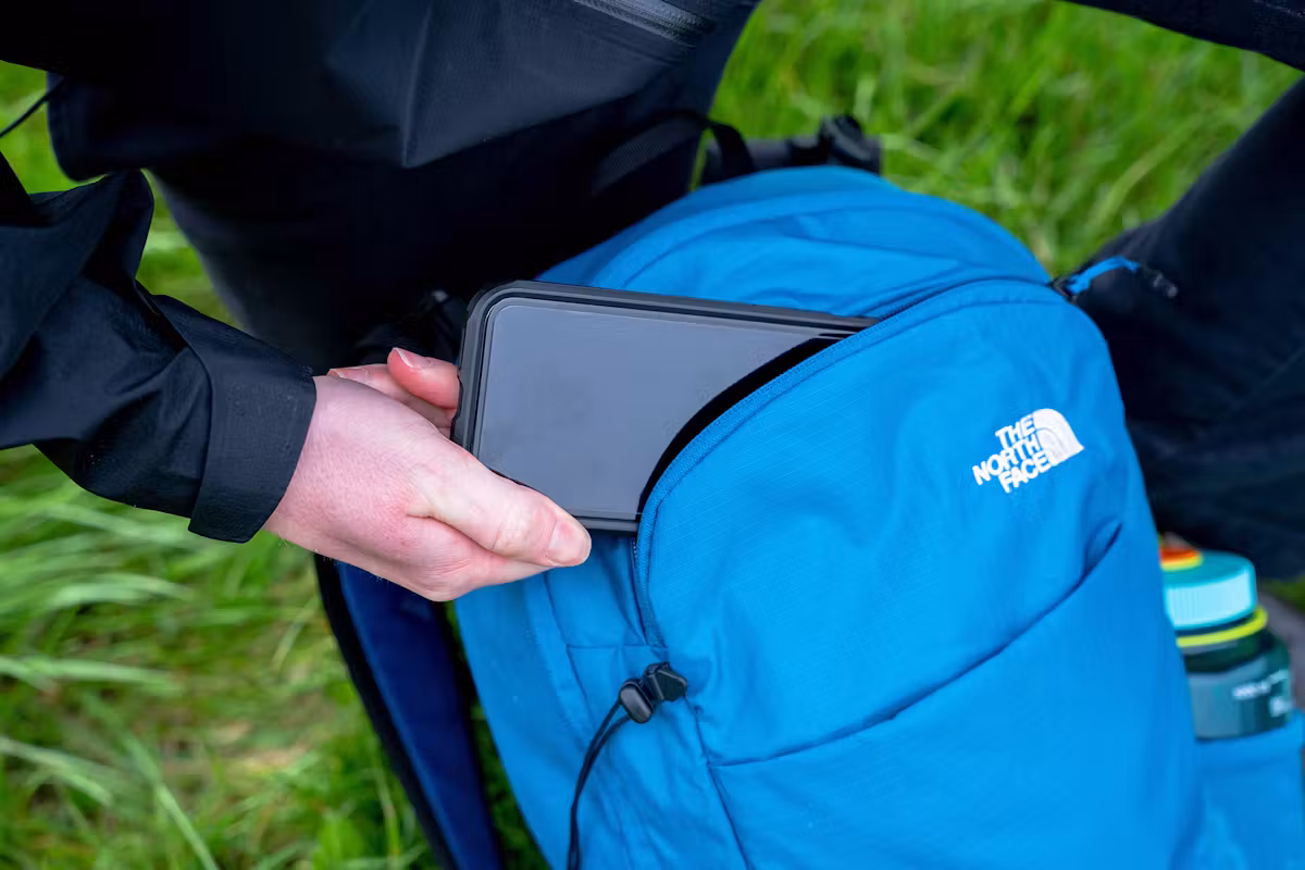 The North Face Basin 18 背包手机 The North Face Basin 18 背包手机