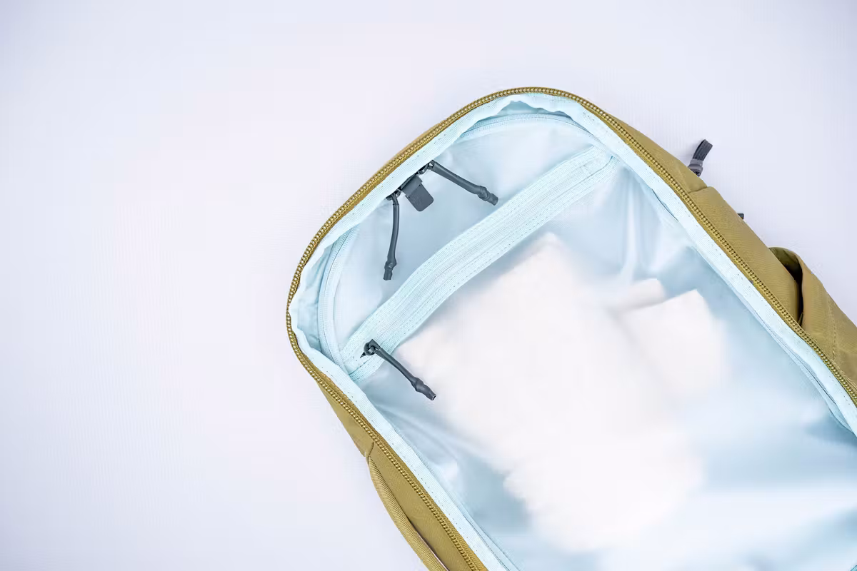 Thule Aion 28L 背包内部 Thule Aion 28L 背包内部