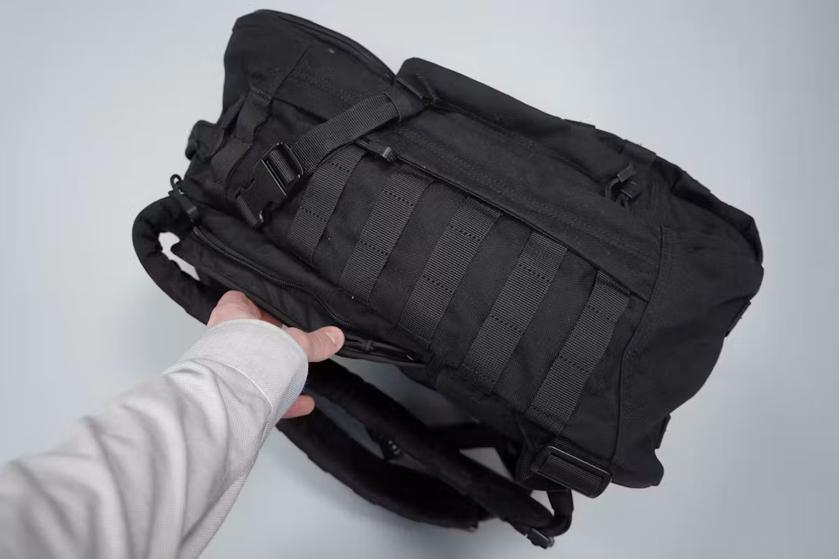5.11 Tactical Rush24 背包侧面 5.11 Tactical Rush24 背包侧面