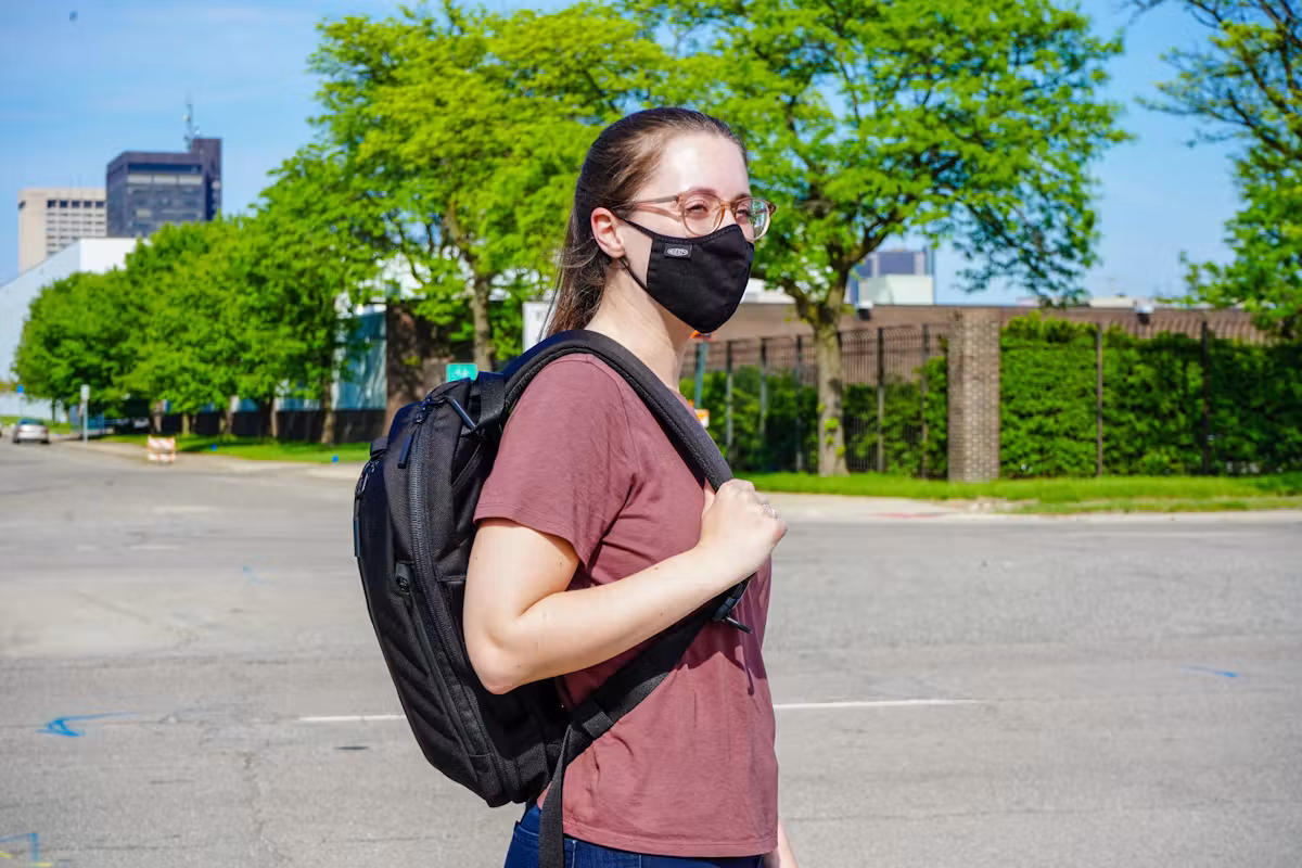 底特律的 Aer Travel Sling 2