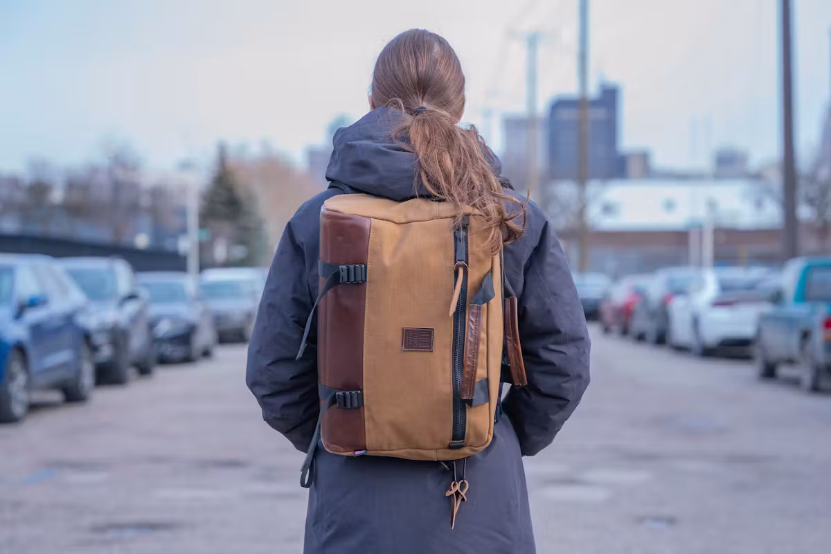 Topo Designs 通勤公文包侧背 Topo Designs 通勤公文包侧背