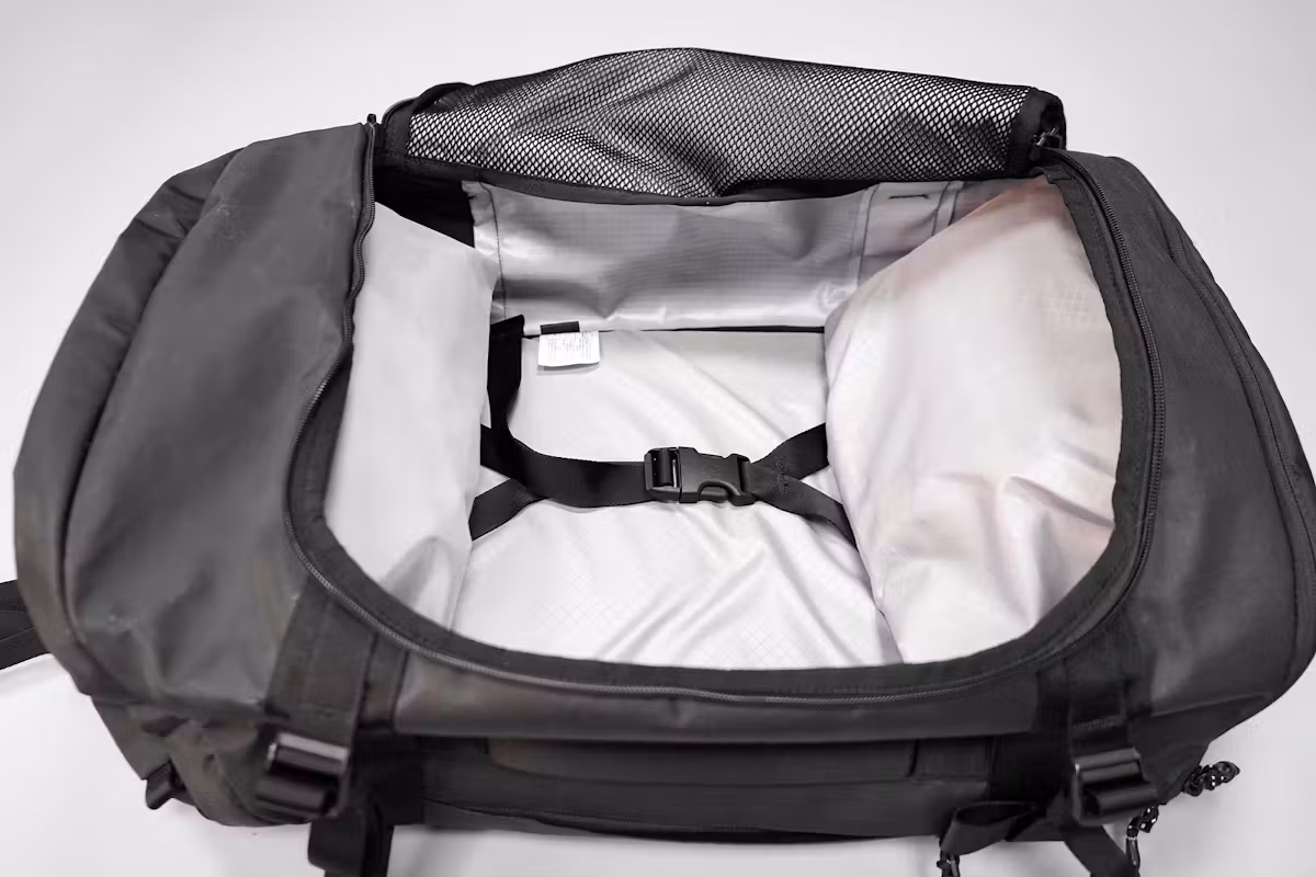 Timbuk2 Impulse 旅行背包行李袋主隔层