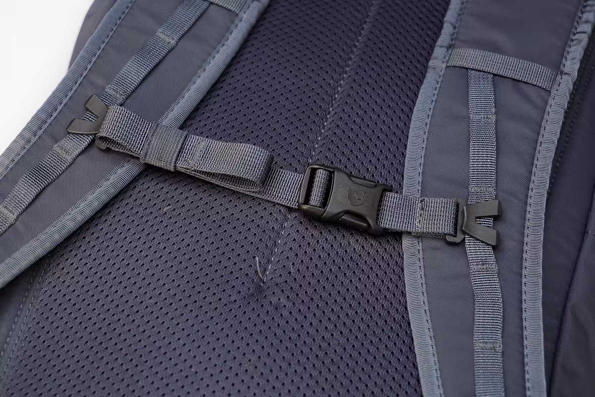 Fjallraven High Coast Foldsack 24 胸带 Fjallraven High Coast Foldsack 24 胸带
