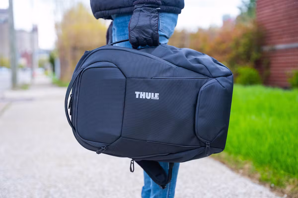 Thule Accent 26L 背包侧提手 Thule Accent 26L 背包侧提手