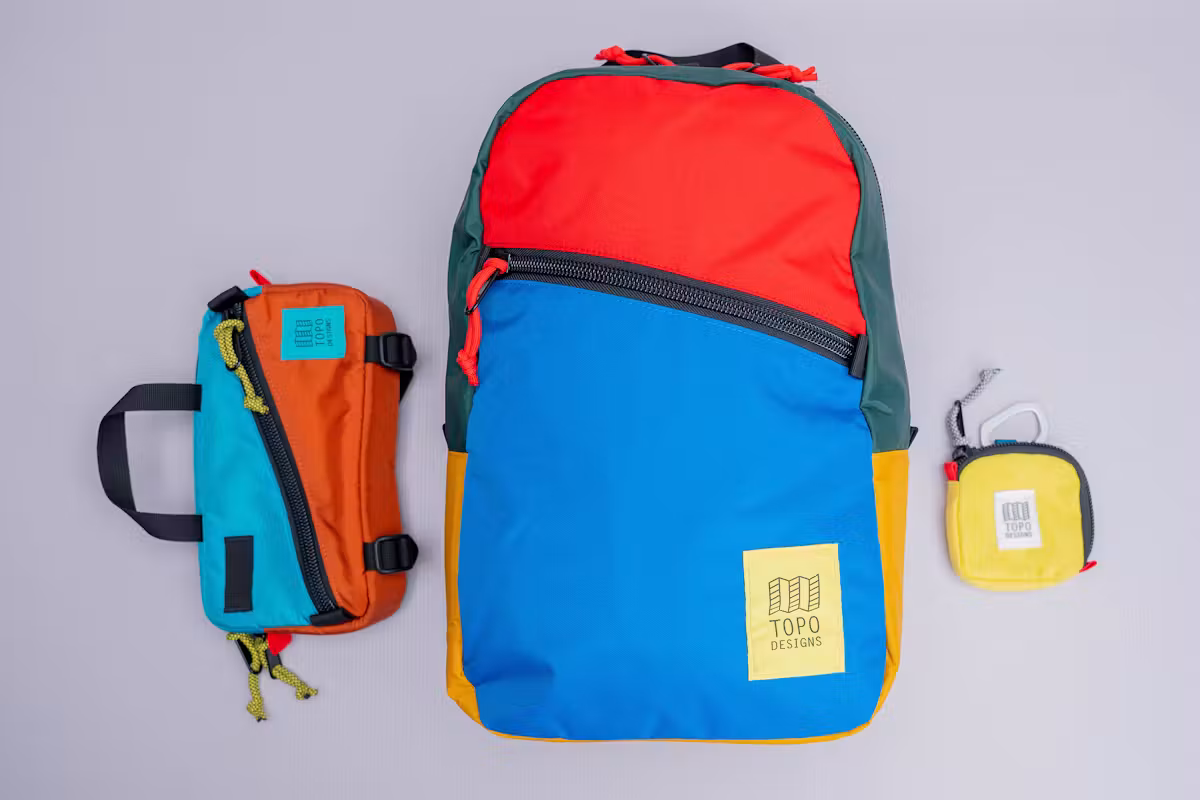 Topo Designs 轻便背包,含 Topo 产品 Topo Designs 轻便背包,含 Topo 产品