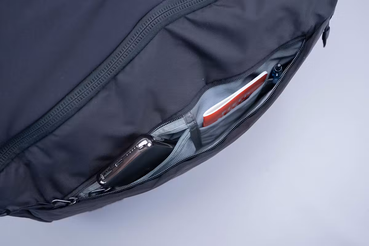EVERGOODS Civic 旅行包 35L (CTB35) 口袋 EVERGOODS Civic 旅行包 35L (CTB35) 口袋