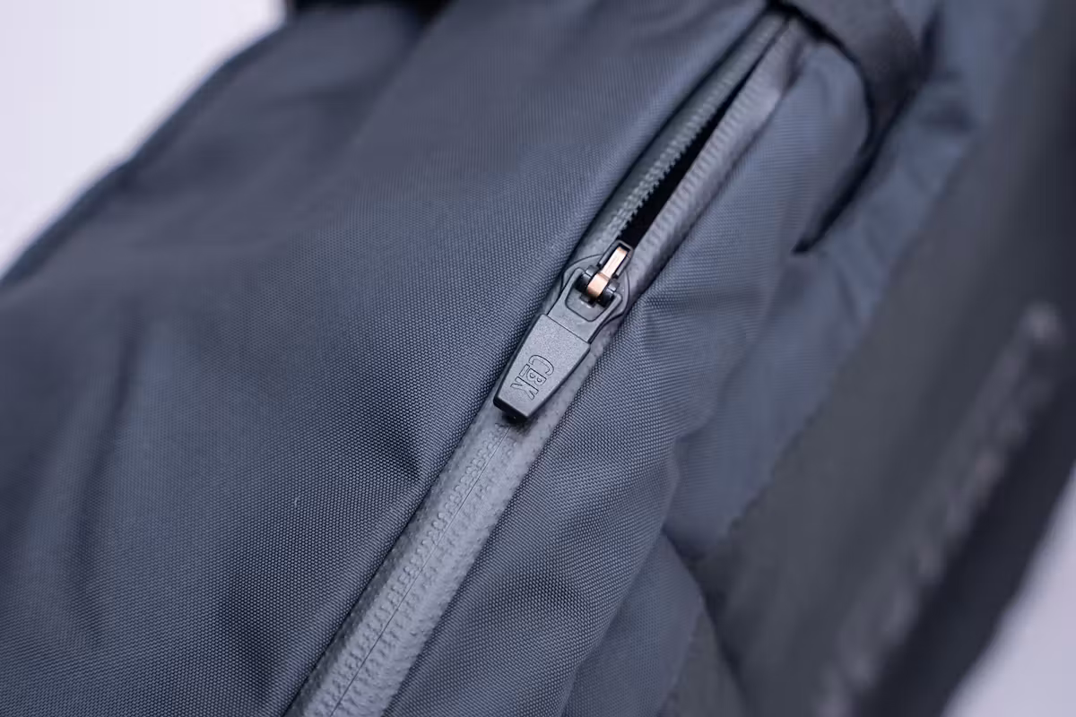 CamelBak ATP 26 背包拉链