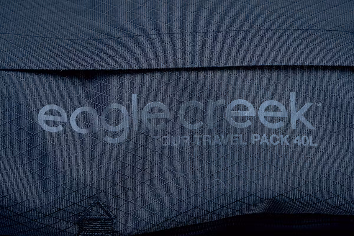 Eagle Creek Tour Travel Pack 40L 品牌标识 Eagle Creek Tour Travel Pack 40L 品牌标识