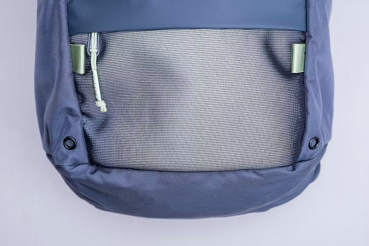 Timbuk2 Robin 通勤背包 前袋材质轻便