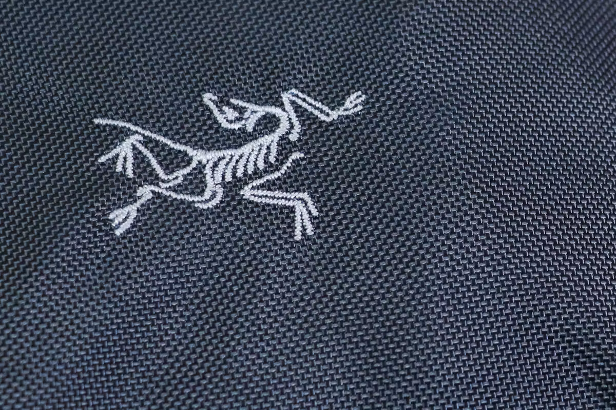 Arc'Teryx Maka 2 腰包正面材质 Arc'Teryx Maka 2 腰包正面材质