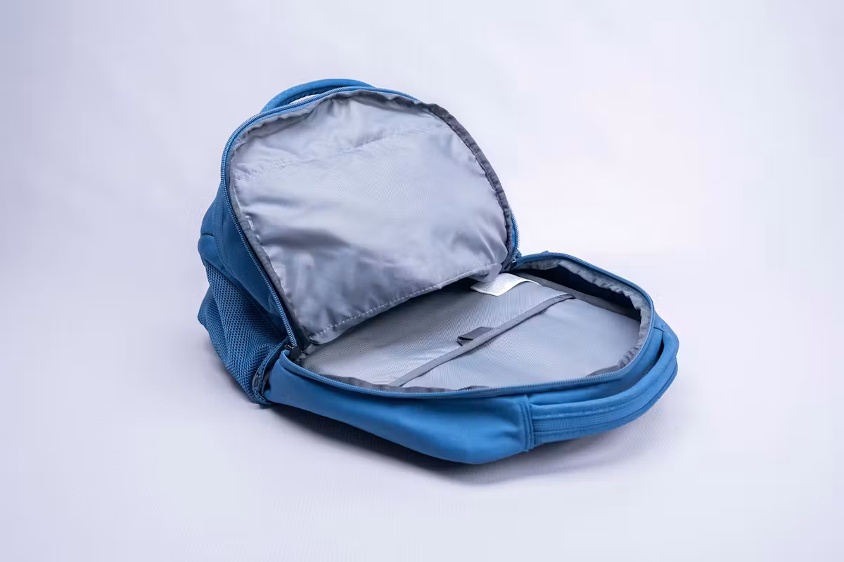 The North Face Vault 背包空置状态 The North Face Vault 背包空置状态