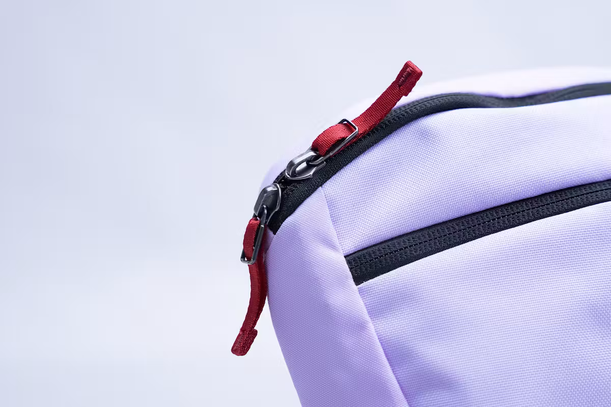 Arc'teryx Mantis 2 腰包拉链