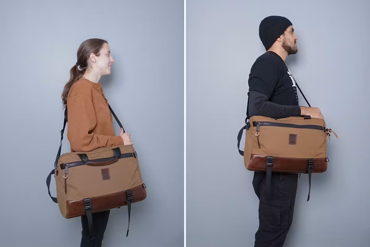 Topo Designs 通勤公文包并排摆放 Topo Designs 通勤公文包并排摆放