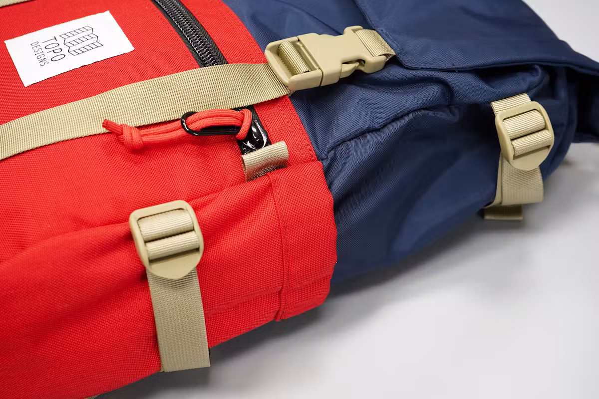 Topo Designs Rover Pack Classic | 两种颜色,两种面料——时尚耐用之选 Topo Designs Rover Pack Classic | 两种颜色,两种面料——时尚耐用之选
