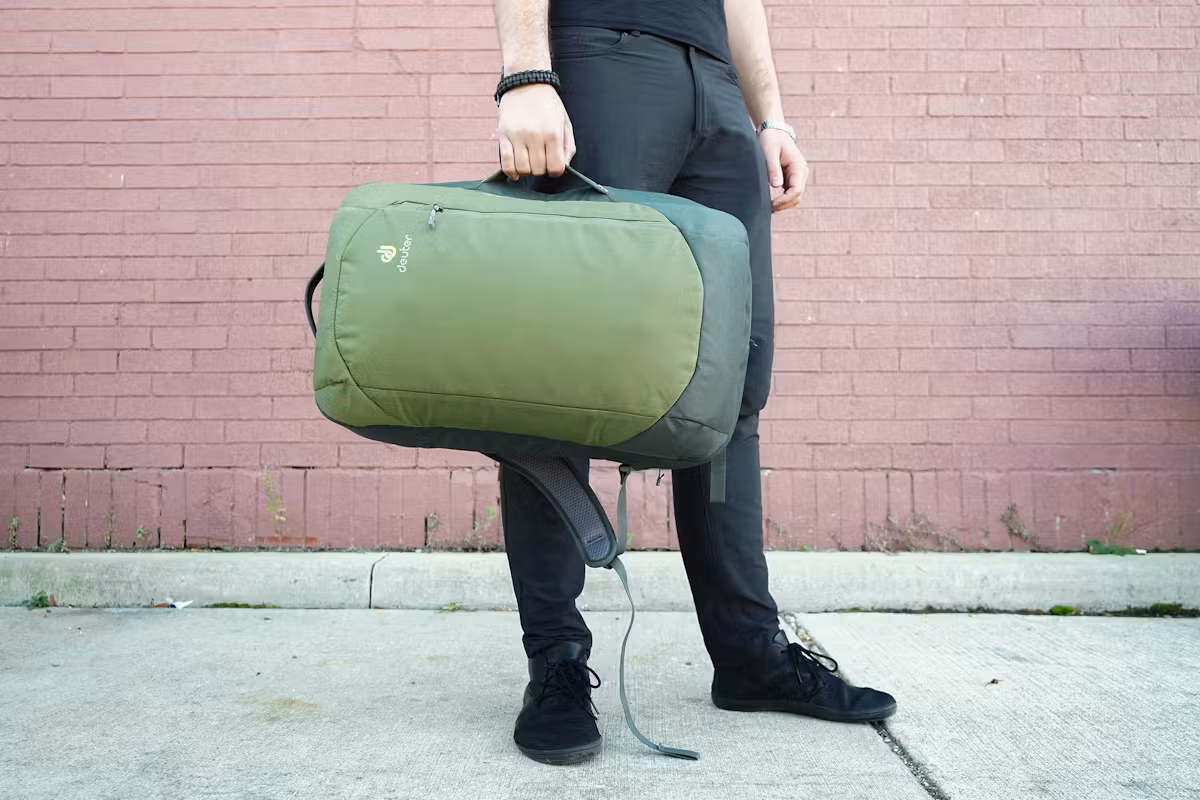 Deuter AViANT Carry On Pro 36 侧提手手提箱 Deuter AViANT Carry On Pro 36 侧提手手提箱