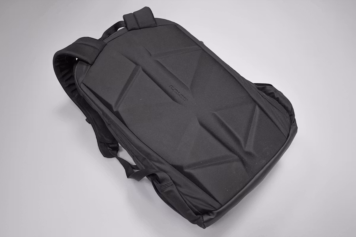 The North Face Kaban 背包背板