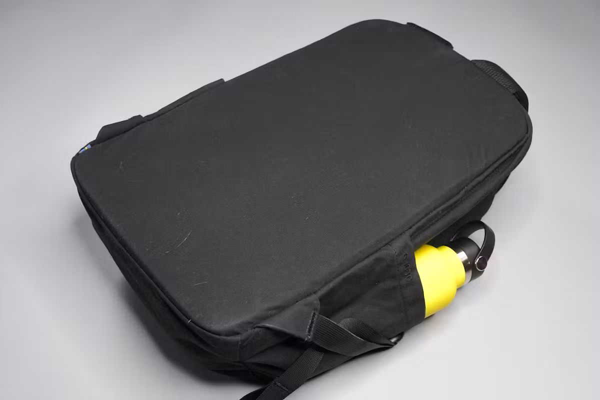 Fjallraven Raven 28L 背包背板