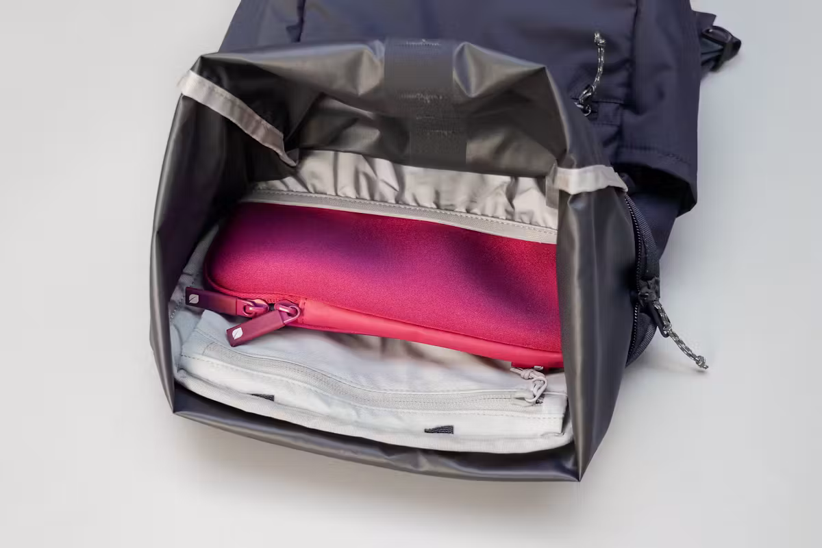 Fjallraven High Coast Foldsack 24 笔记本电脑保护套 Fjallraven High Coast Foldsack 24 笔记本电脑保护套