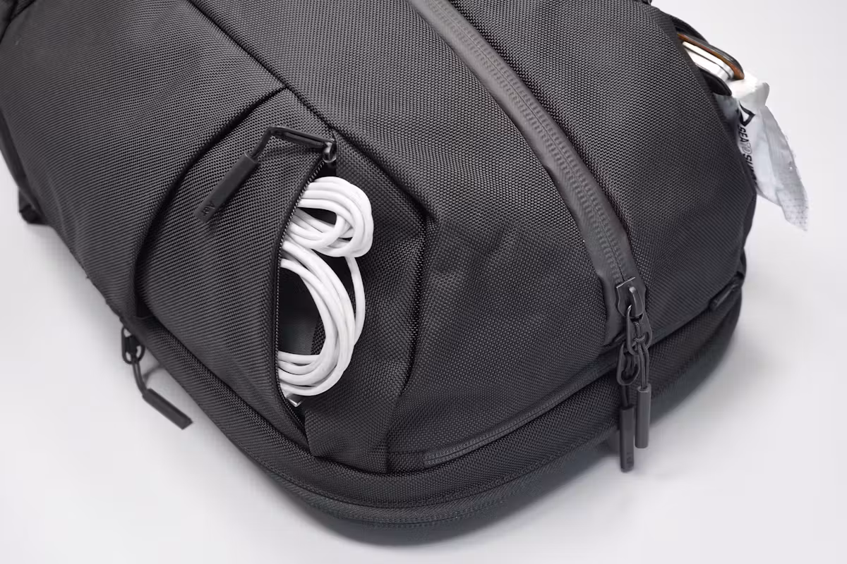 Aer Duffel Pack 3 | 顶部侧袋 Aer Duffel Pack 3 | 顶部侧袋