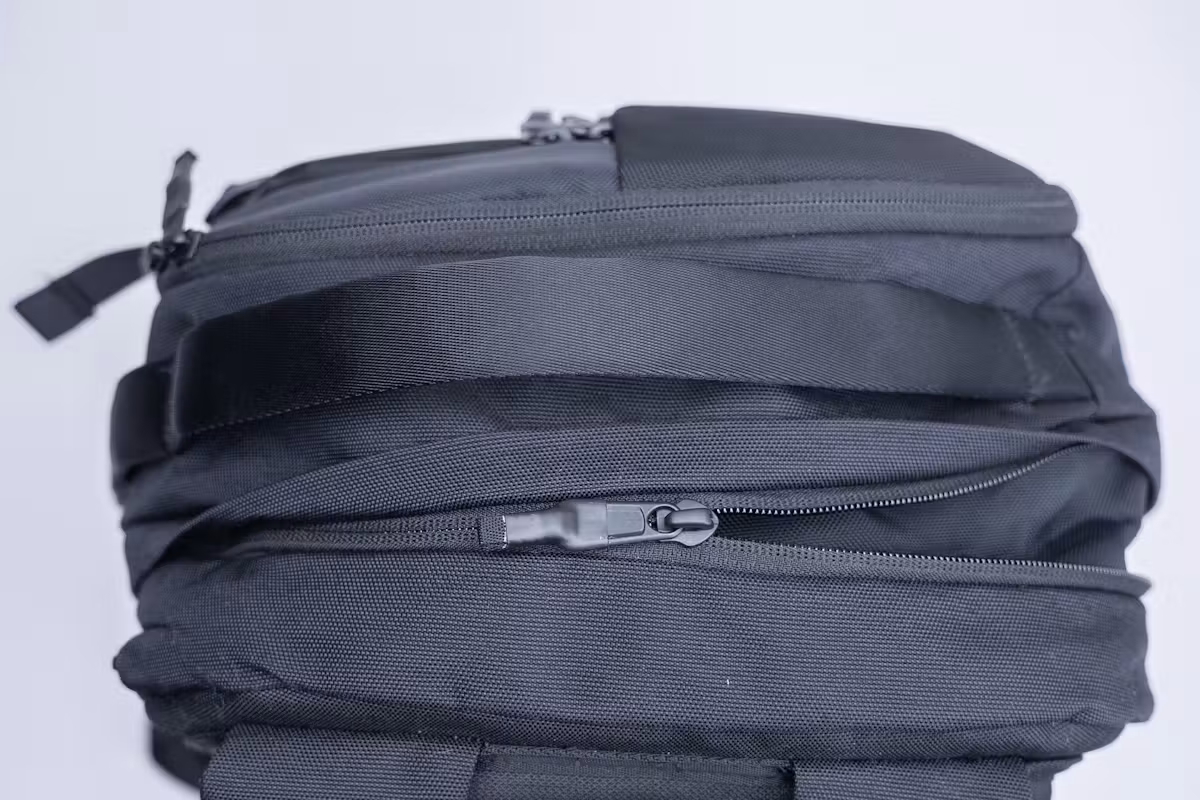 Timbuk2 Never Check 可扩展背包扩展拉链 Timbuk2 Never Check 可扩展背包扩展拉链