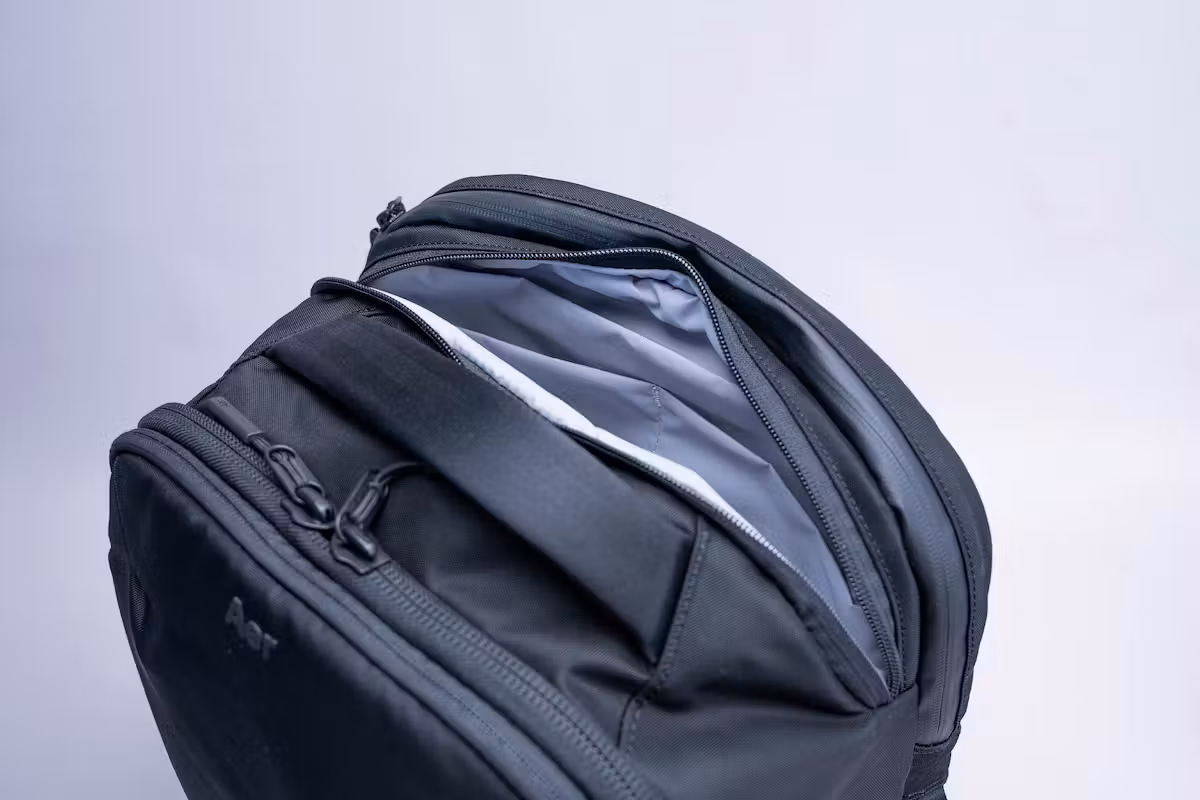 Aer Pro Pack 24L 便捷取物口袋 Aer Pro Pack 24L 便捷取物口袋