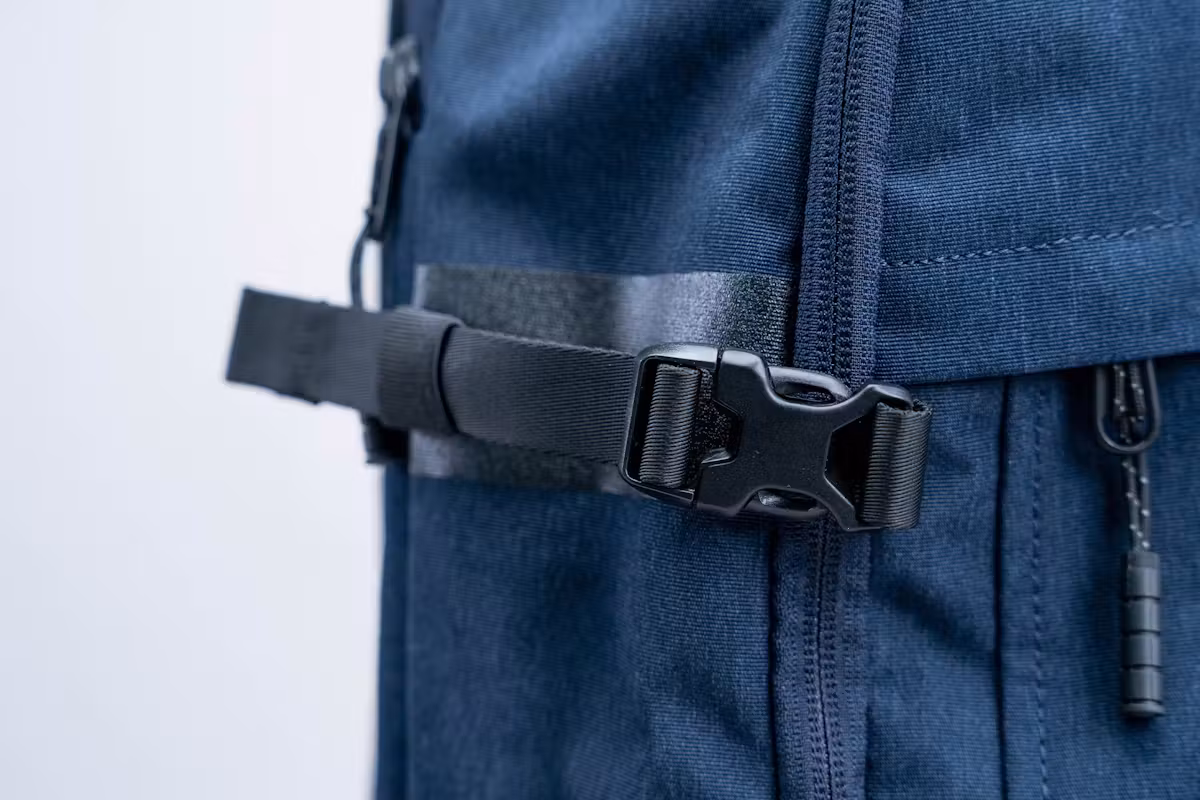 Timbuk2 Division 笔记本电脑背包豪华压缩带扣具