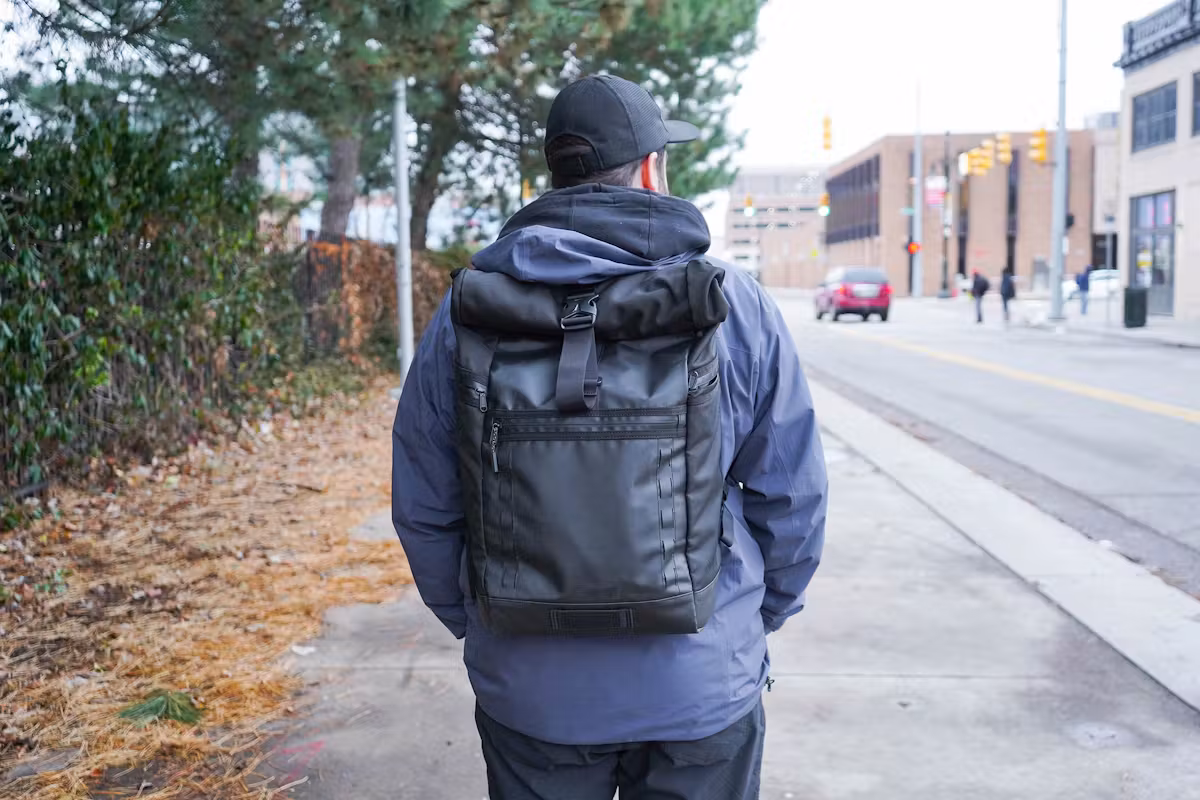 Timbuk2 Tech Roll Top 背包在底特律 Timbuk2 Tech Roll Top 背包在底特律