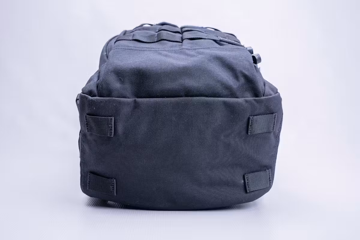 5.11 Tactical Rush12 2.0 背包 24L 底部织带