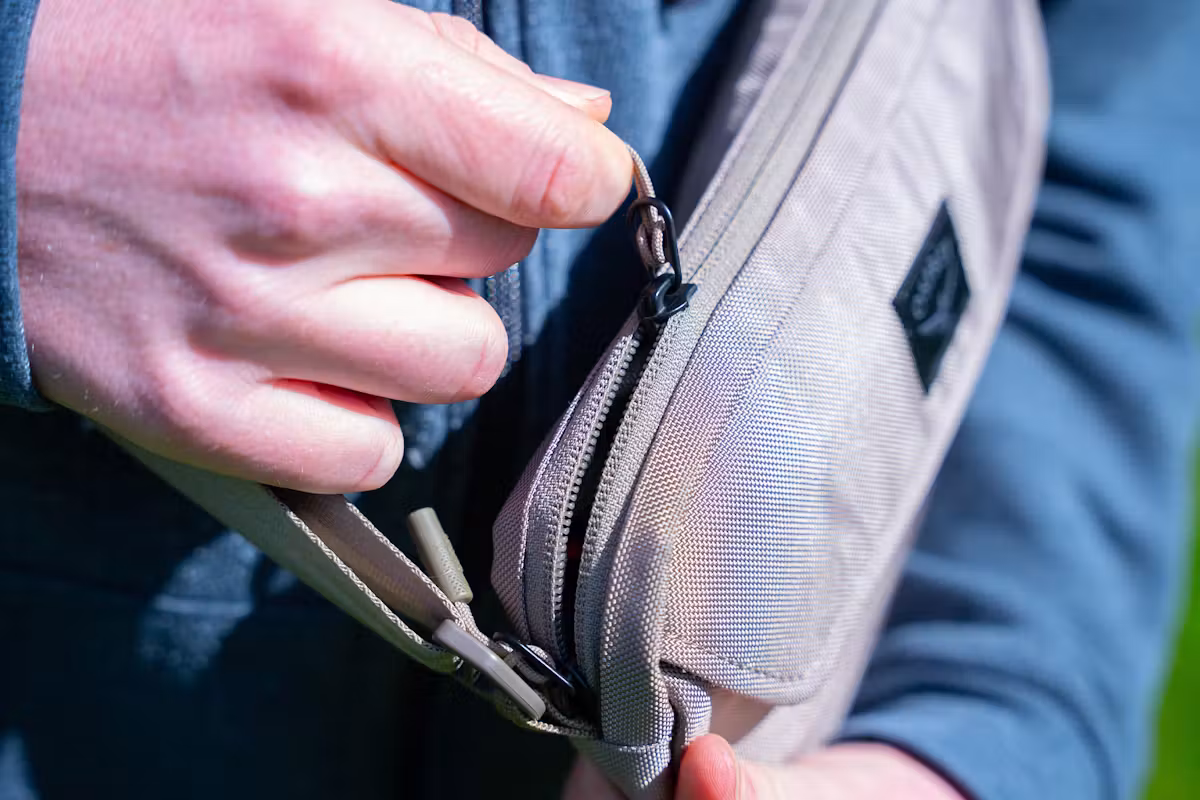 Osprey Aoede 斜挎包拉链 Osprey Aoede 斜挎包拉链