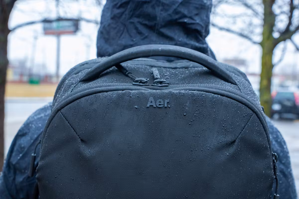 Aer Pro Pack 24L 品牌标识 Aer Pro Pack 24L 品牌标识