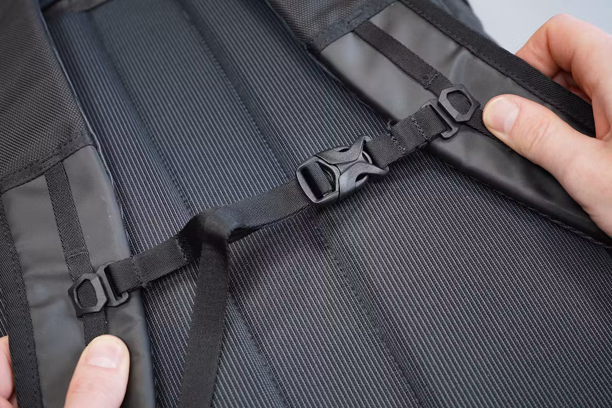 Timbuk2 Tech Roll Top 背包胸带 Timbuk2 Tech Roll Top 背包胸带