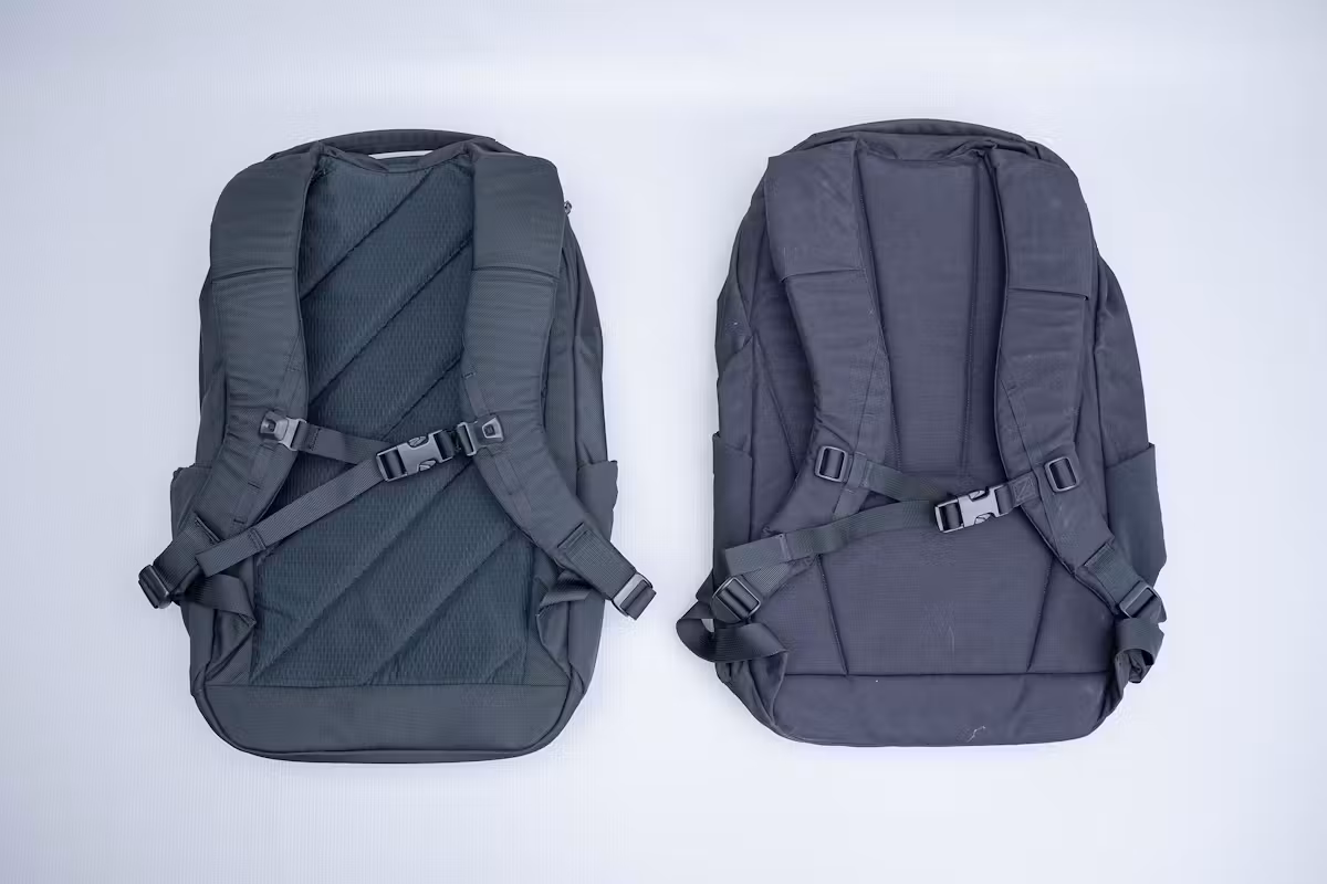EVERGOODS Civic 半拉链 22L (V2) 肩带对比 EVERGOODS Civic 半拉链 22L (V2) 肩带对比
