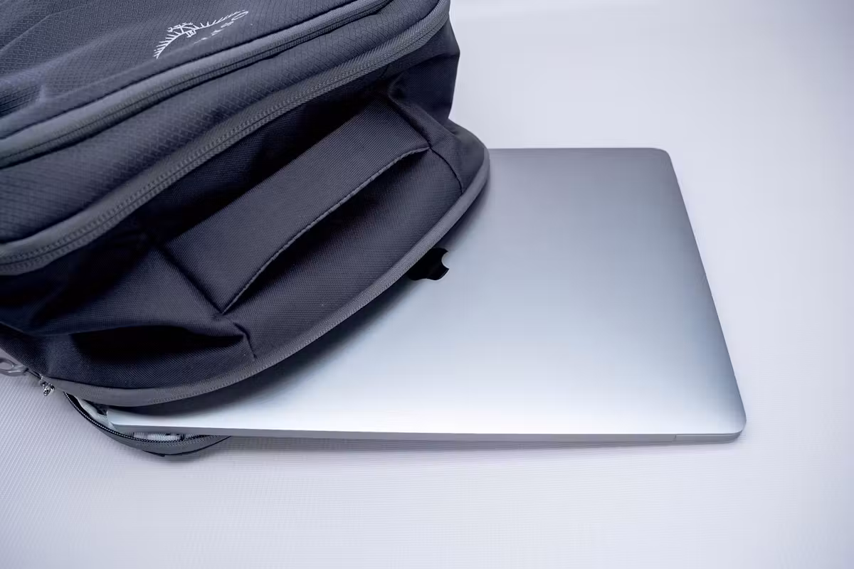 Osprey Daylite 44 随身旅行包笔记本电脑 Osprey Daylite 44 随身旅行包笔记本电脑