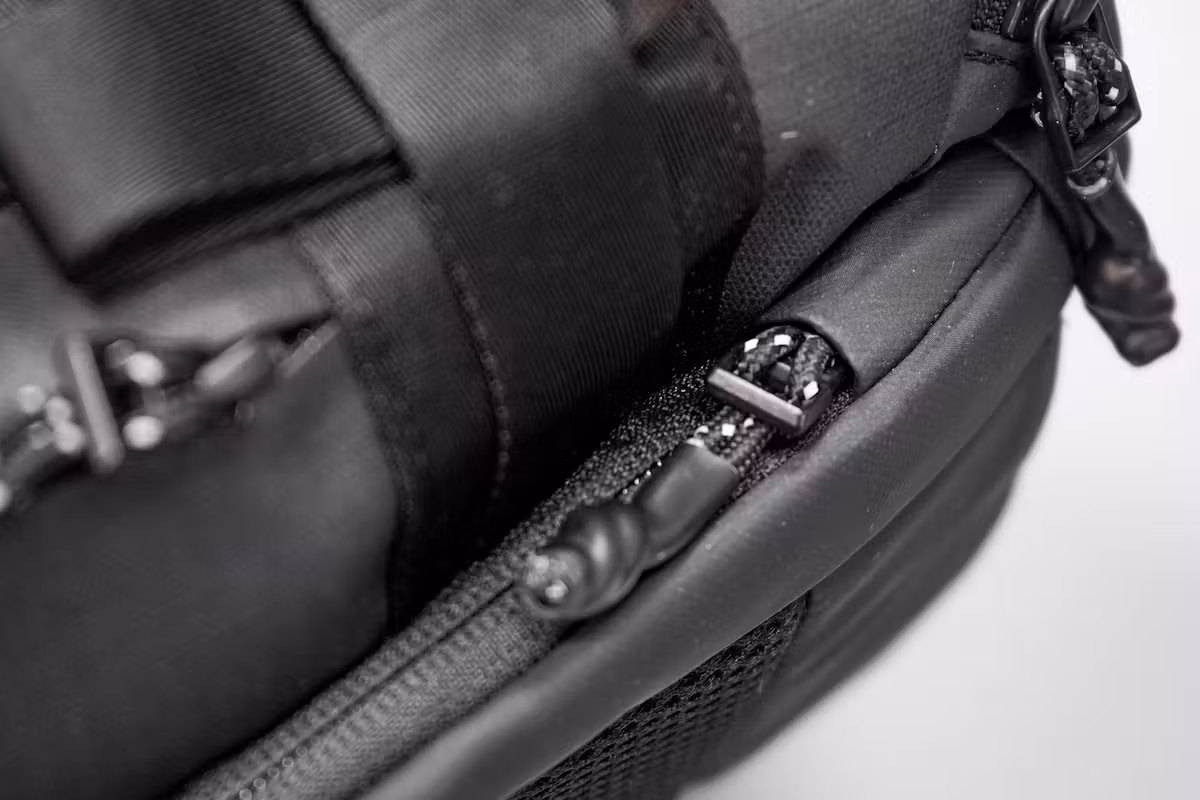 Timbuk2 Impulse 旅行背包行李袋拉链
