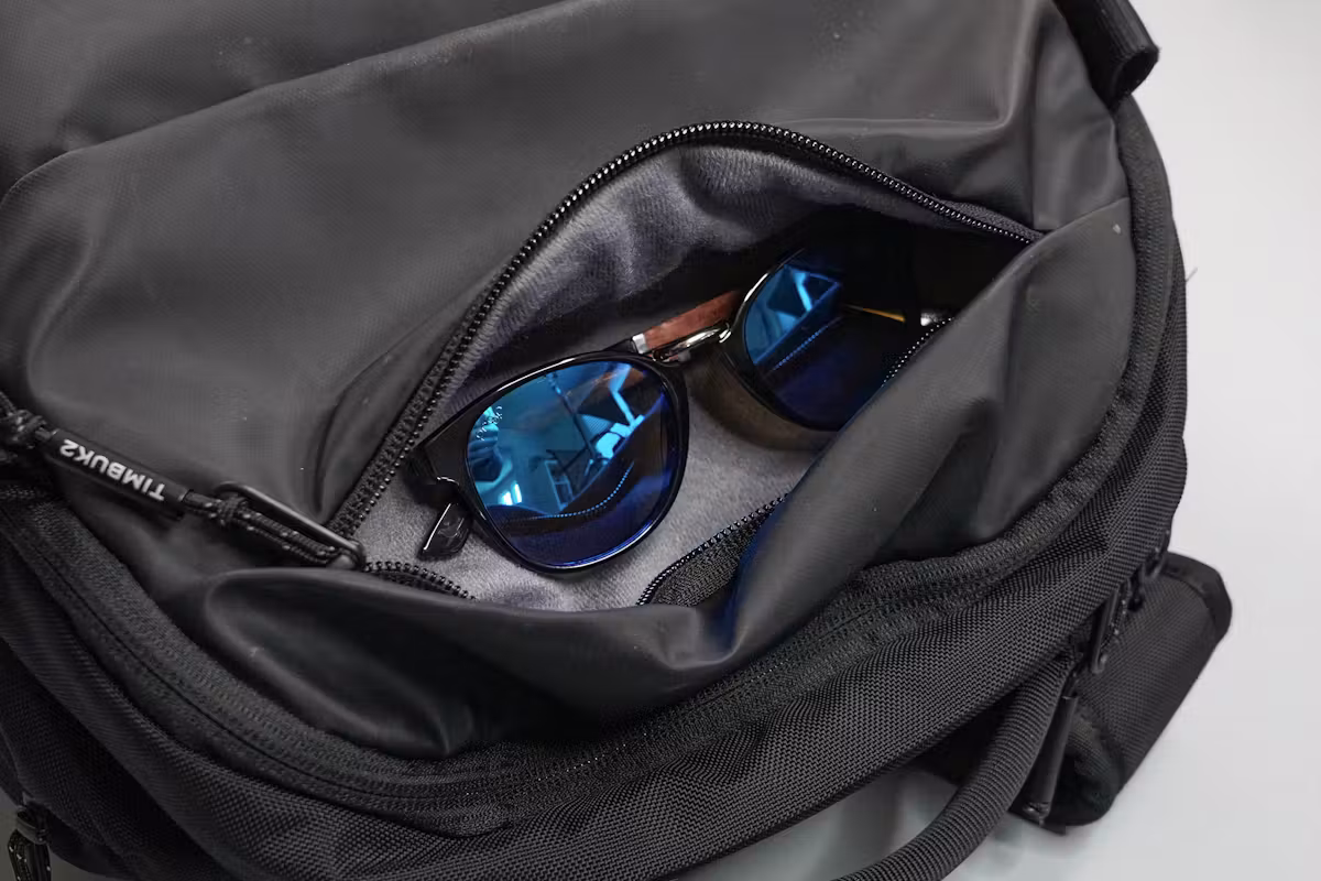 Timbuk2 Parker 通勤背包顶部口袋 Timbuk2 Parker 通勤背包顶部口袋