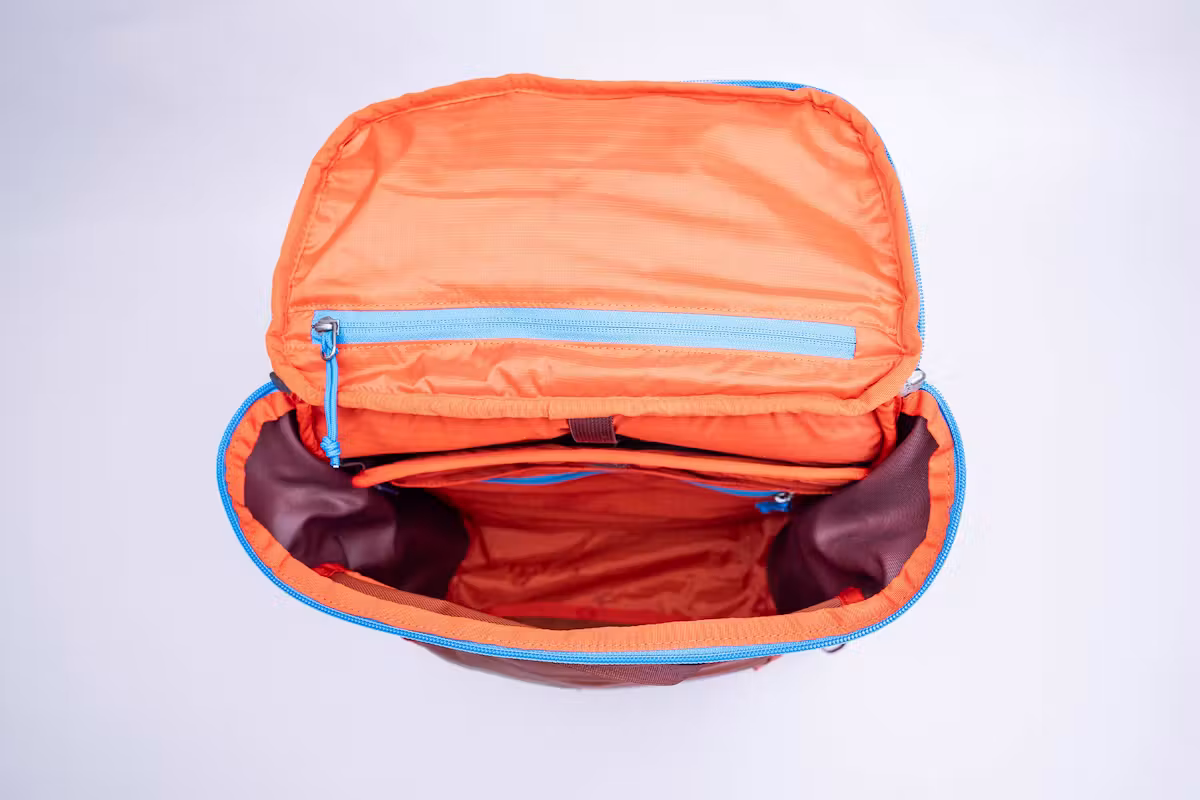 Cotopaxi Torre 24L 水桶包空置状态 Cotopaxi Torre 24L 水桶包空置状态