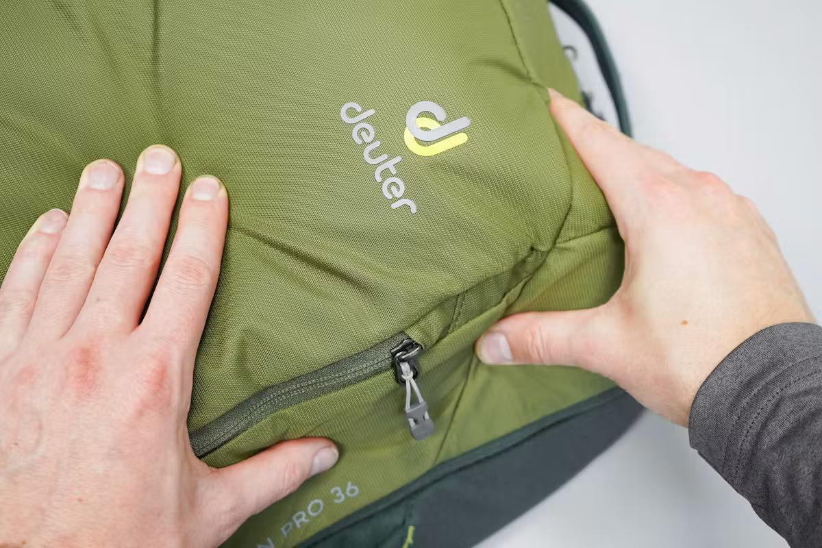 Deuter AViANT Carry On Pro 36 外层泡沫 Deuter AViANT Carry On Pro 36 外层泡沫