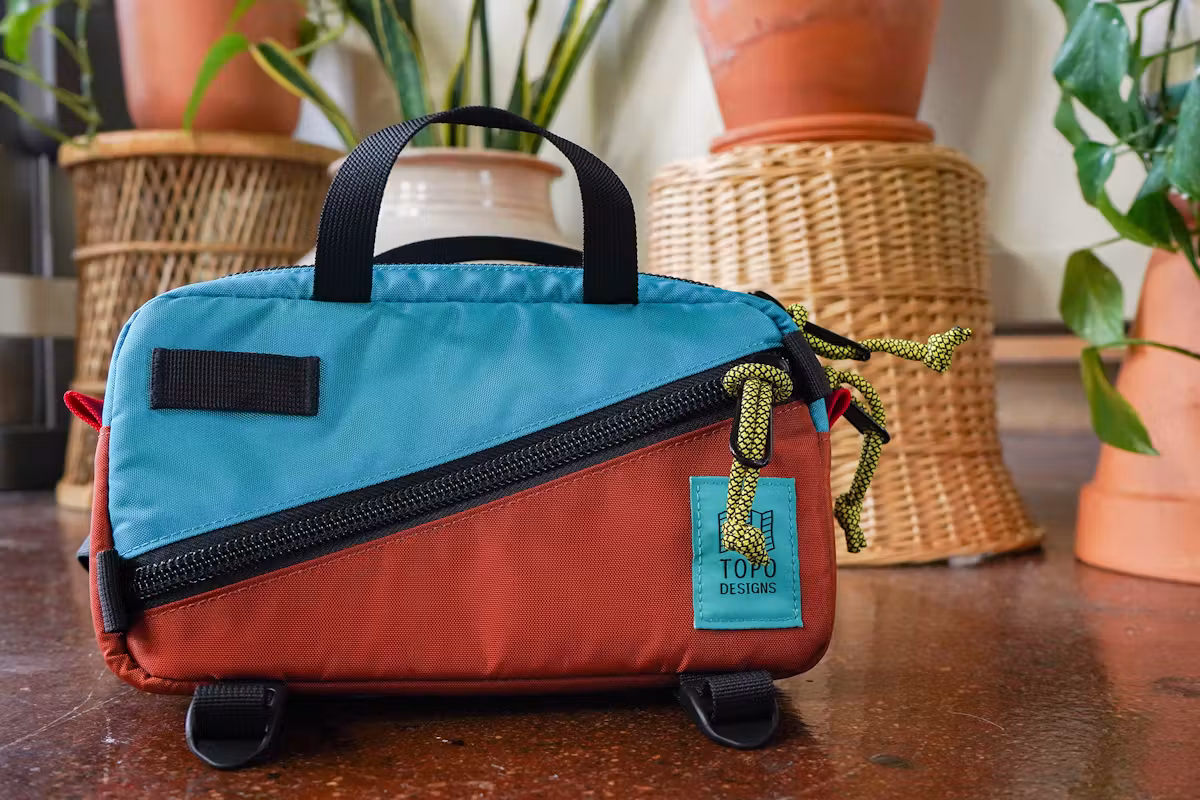 Topo Designs Mini Quick Pack 在底特律 Topo Designs Mini Quick Pack 在底特律