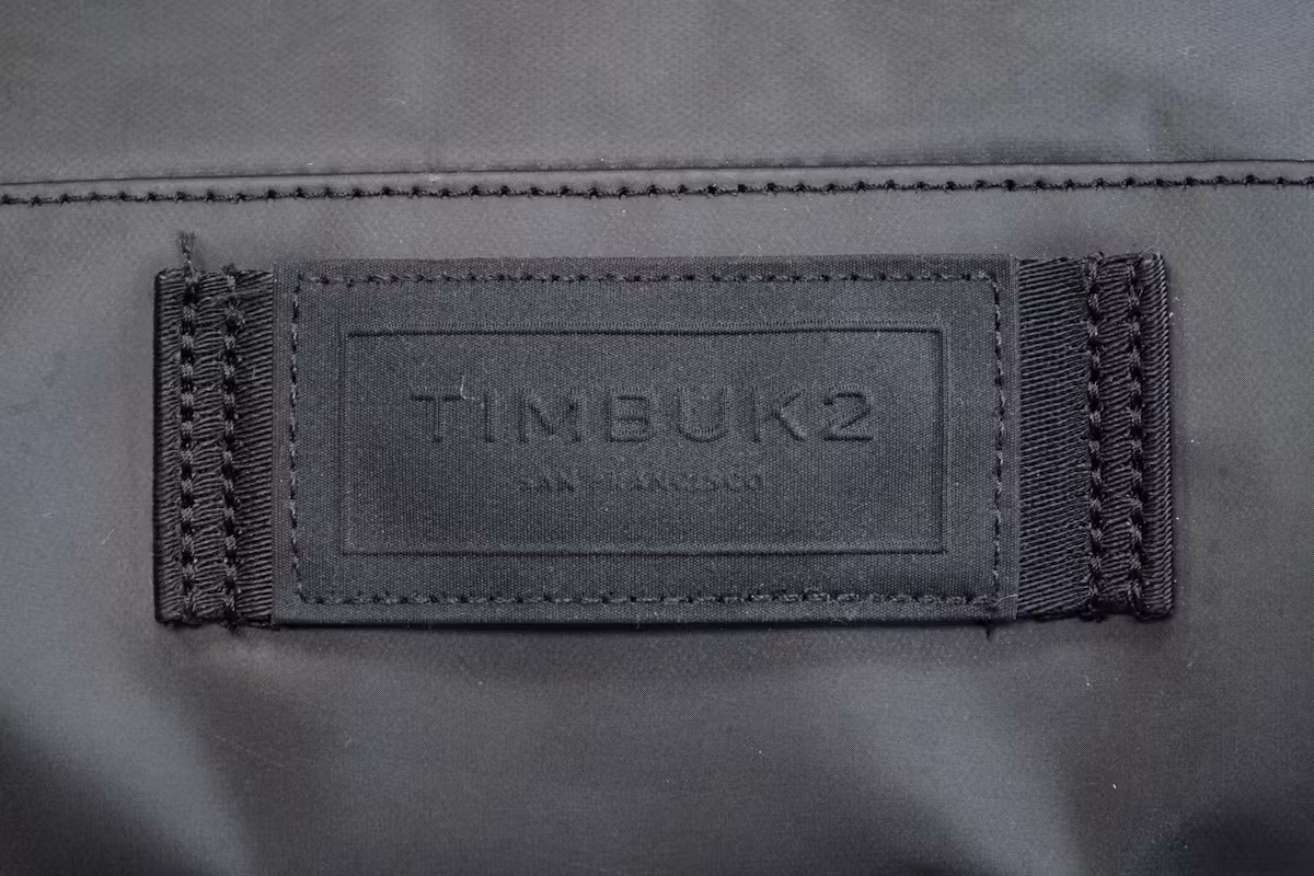 Timbuk2 Tech Roll Top 背包标志 Timbuk2 Tech Roll Top 背包标志